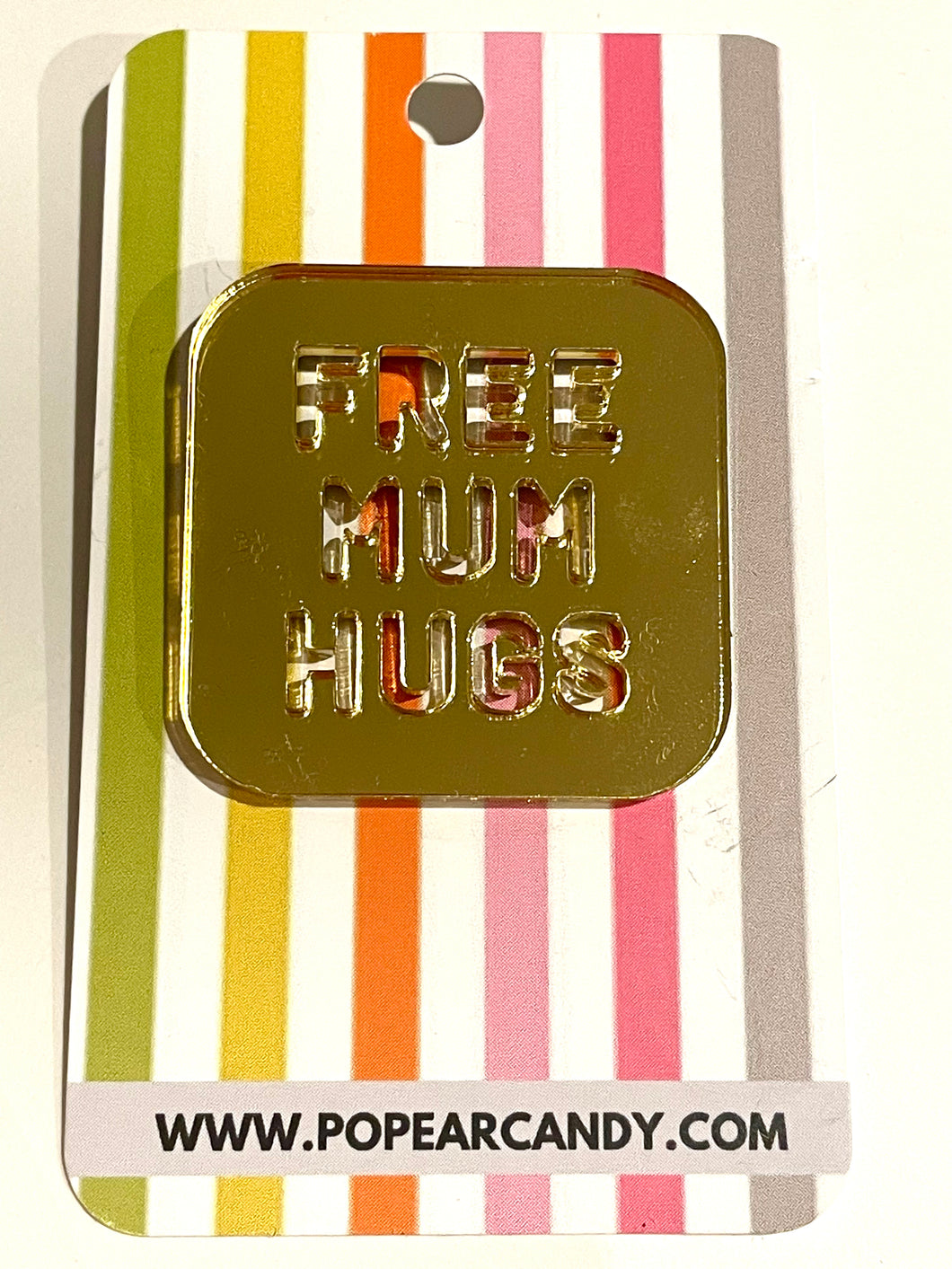 Free Mum Hugs pin